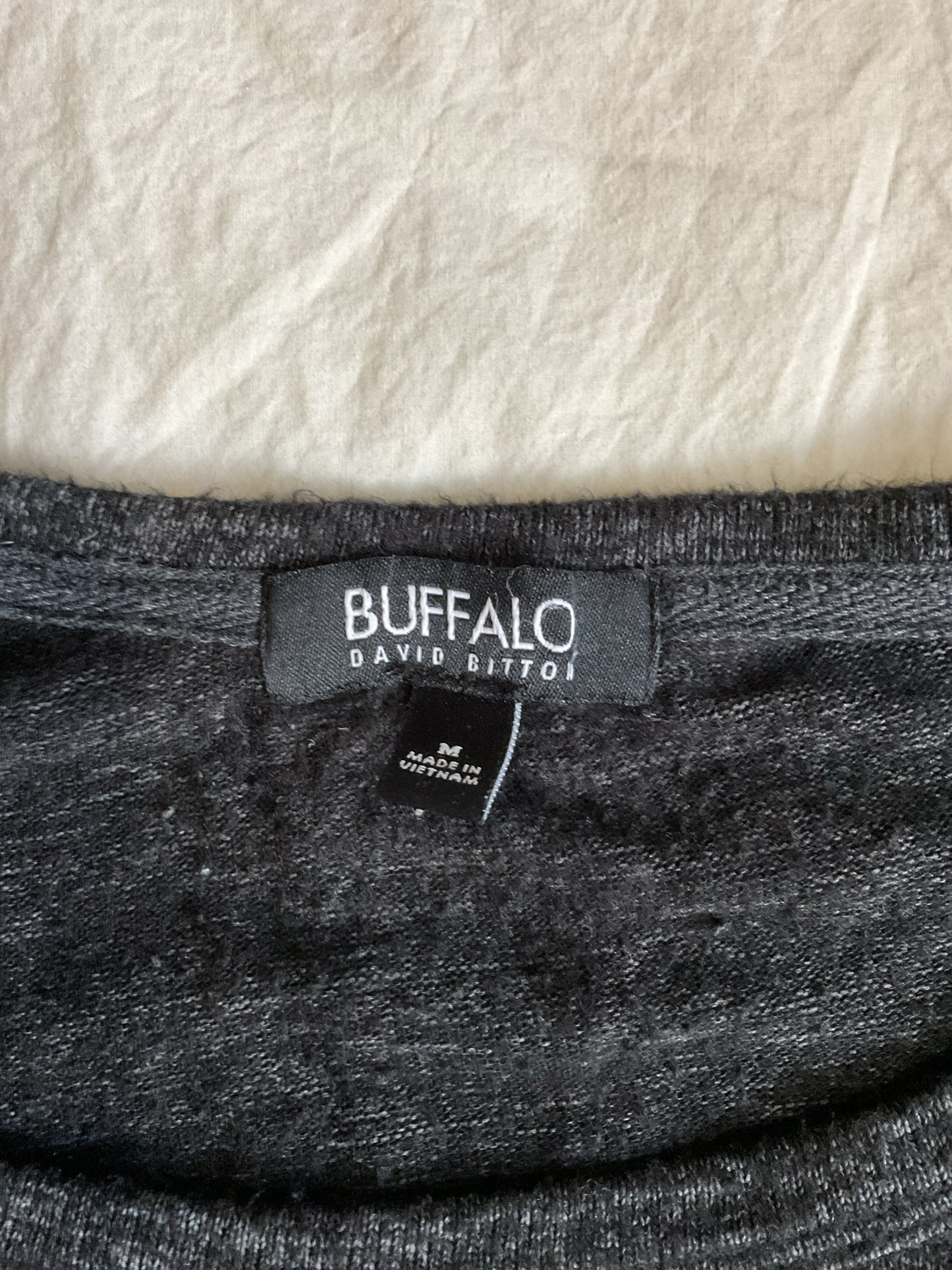 Buffalo Crewneck Sweatshirt Women's M