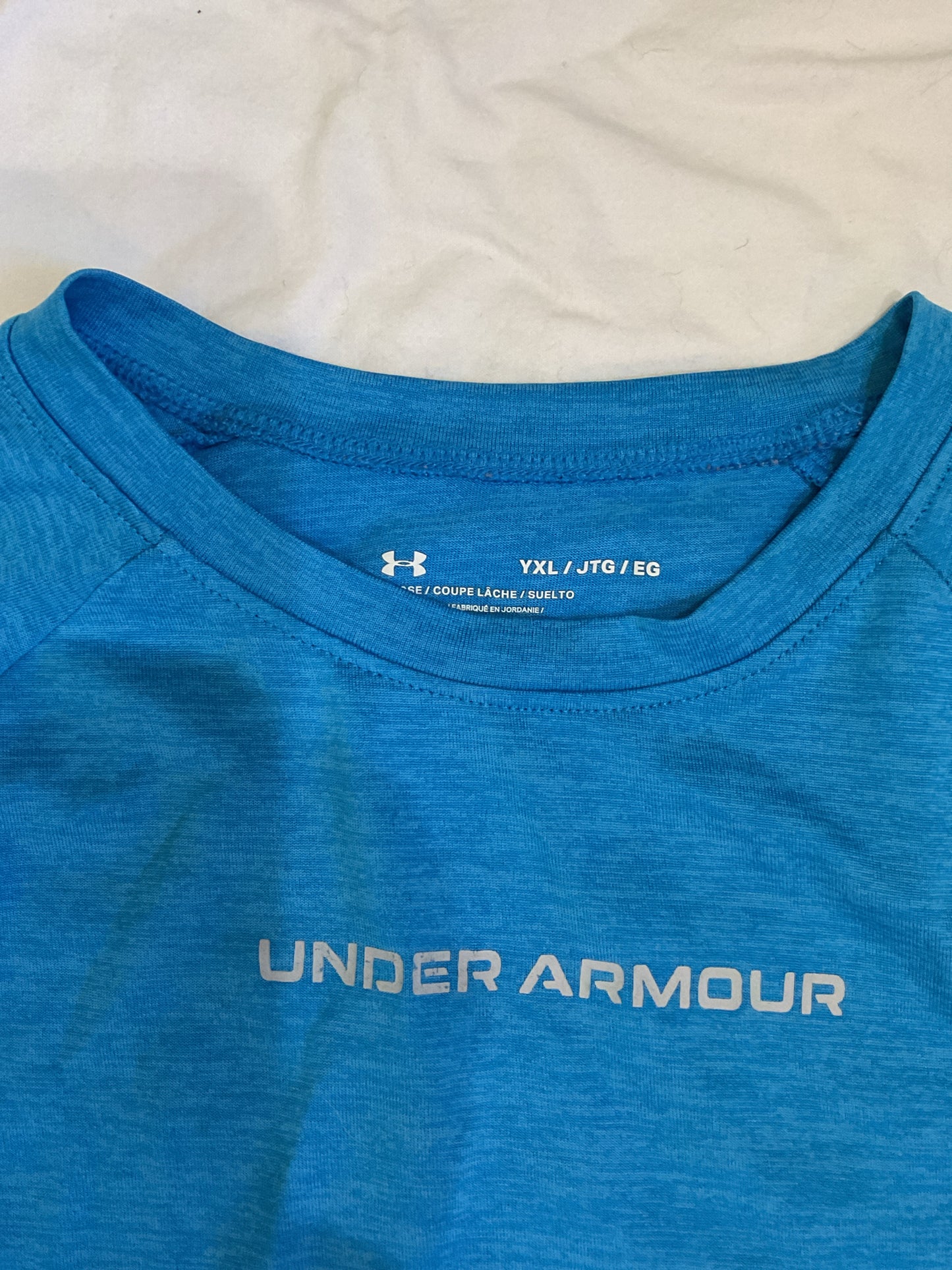 Under Armour Short Sleeve Shirt Boy's XL