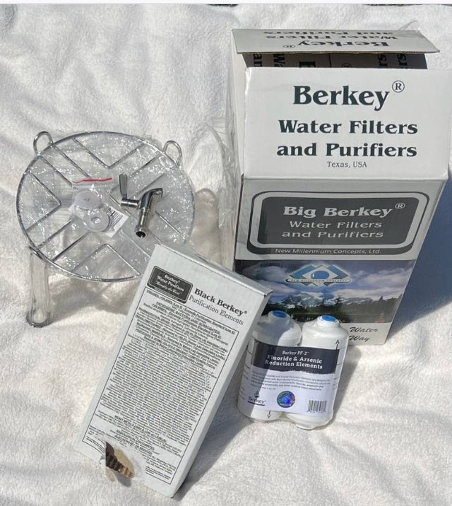 Berkey Water Purifier & Filtration System/LifeStraw Water Filter & Bottle