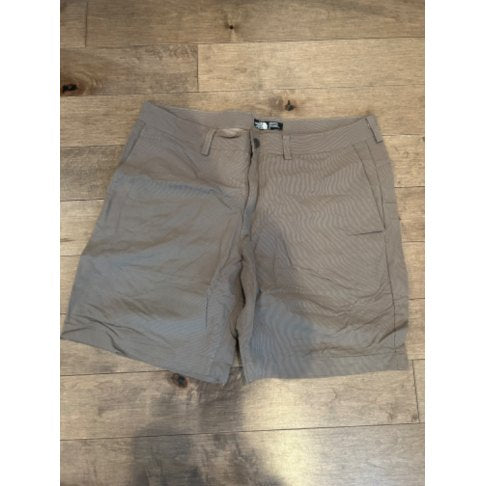 The North Face Shorts Men's 38